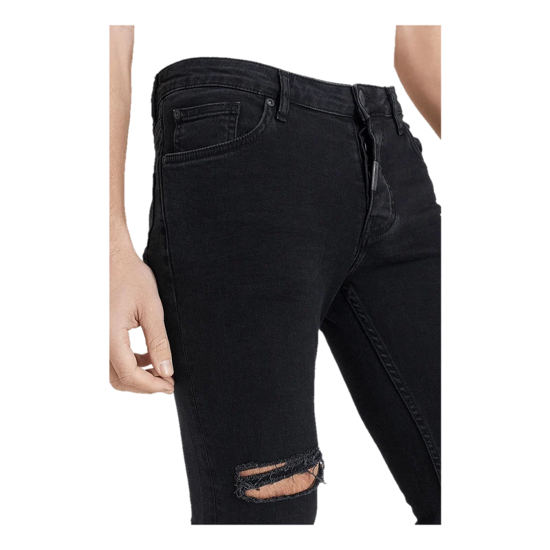 Nevada Jeans Tear