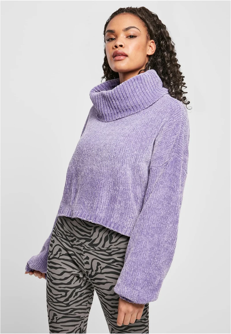 UC Short Chenille Turtleneck Sweater