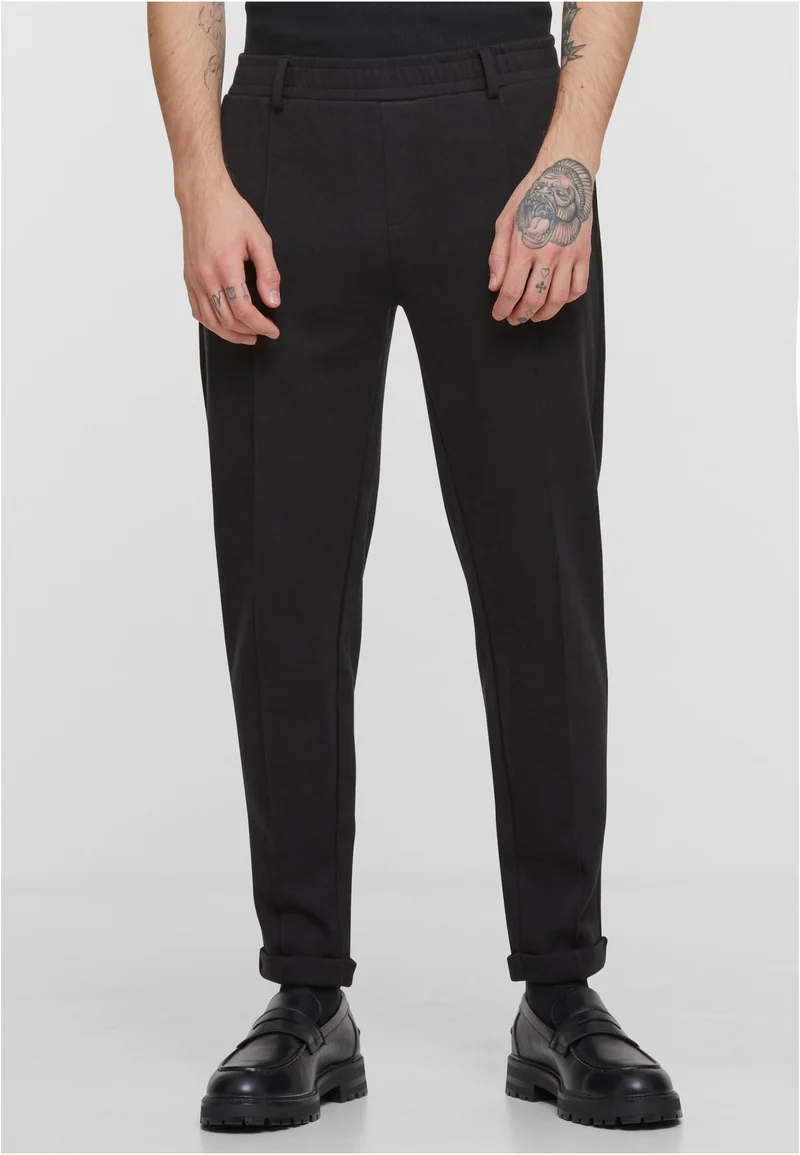 UC Cropped Interlock Jogg Chino