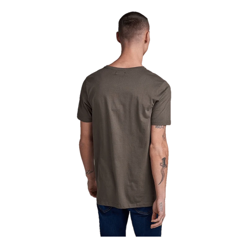 Baxter V-neck Tee