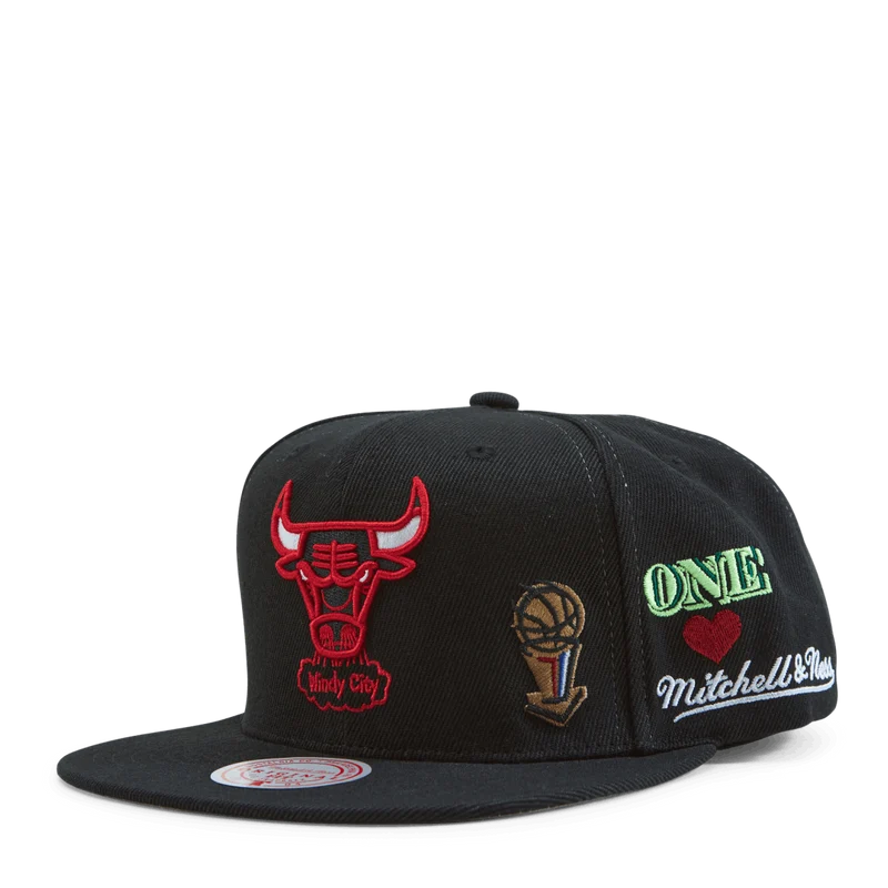 Bulls Hyperlocal Snapback
