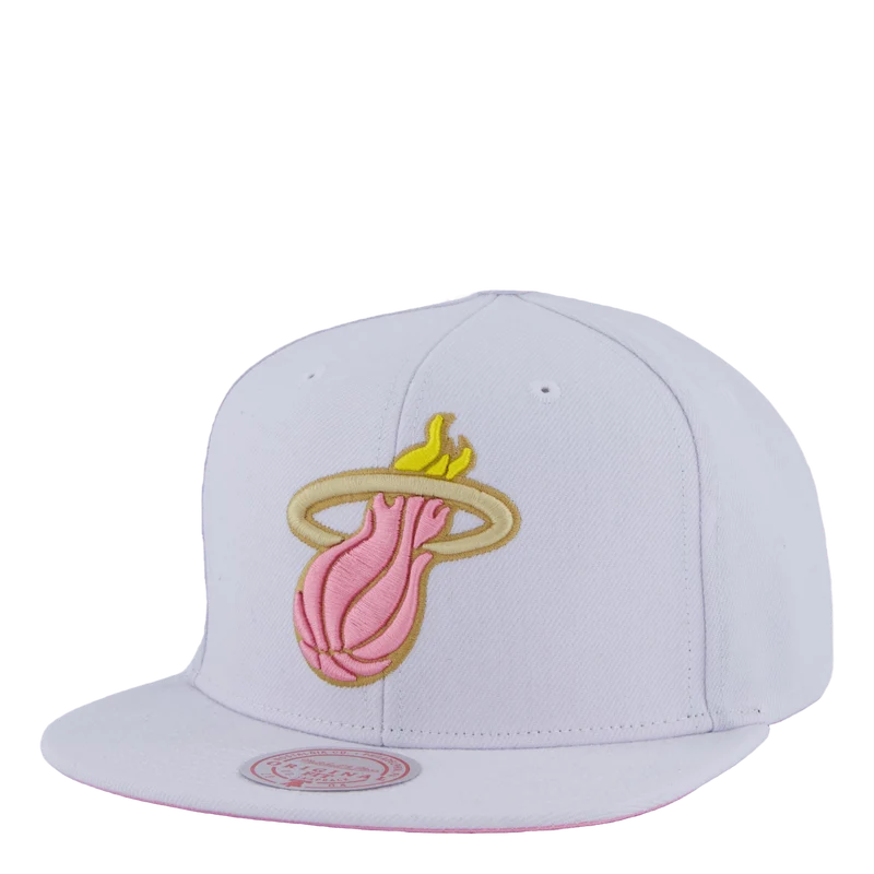 Heat Pastel Snapback