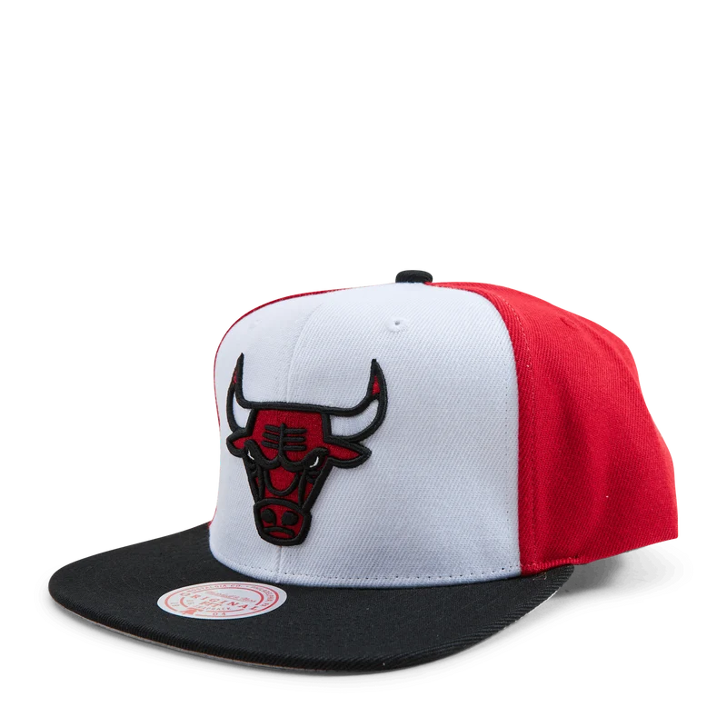 Bulls On The Block Snapback