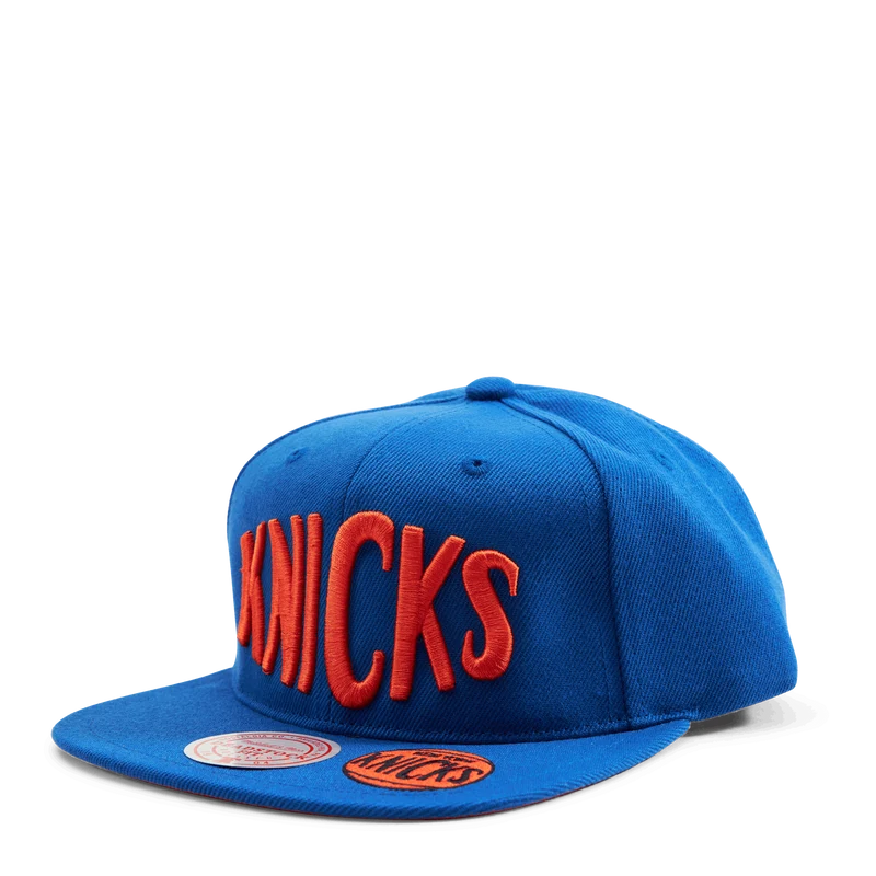 Knicks Dead Remix Deadstock Snapback
