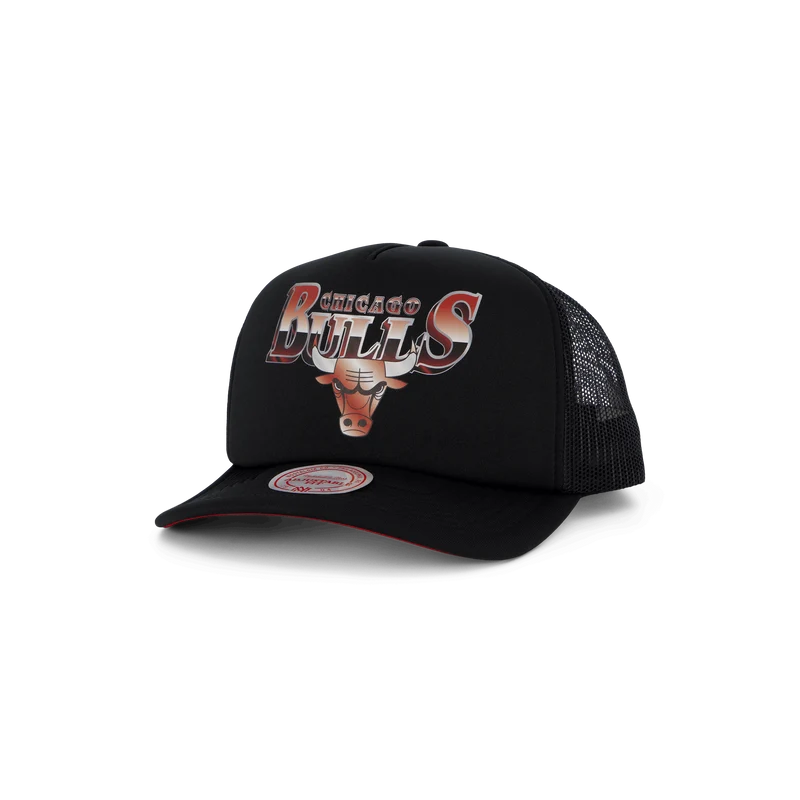 Bulls Rock On Trucker