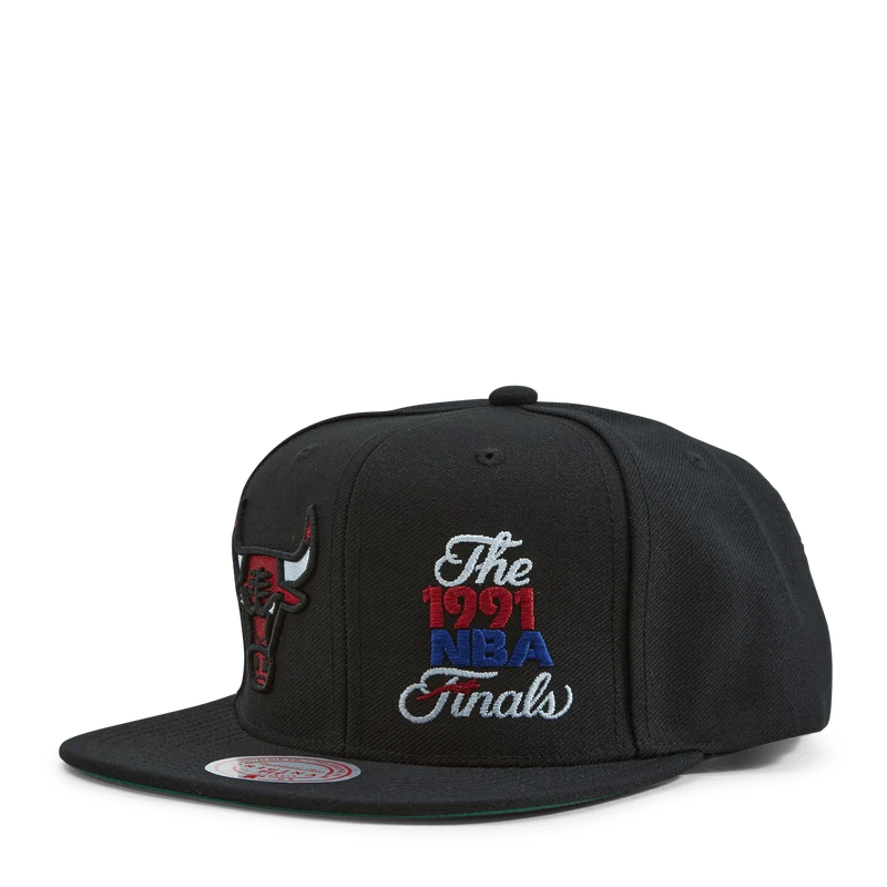 Bulls Dual Whammy Snapback