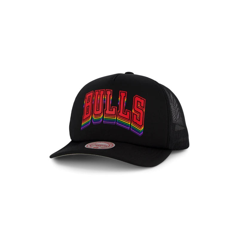 Bulls Trucker
