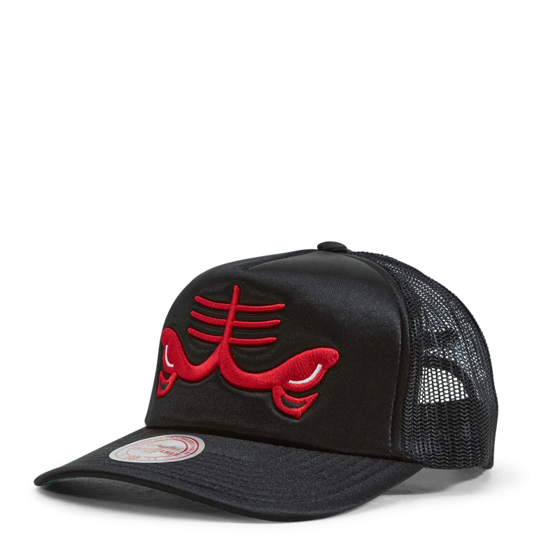 Bulls Logo Remix Trucker Snapback