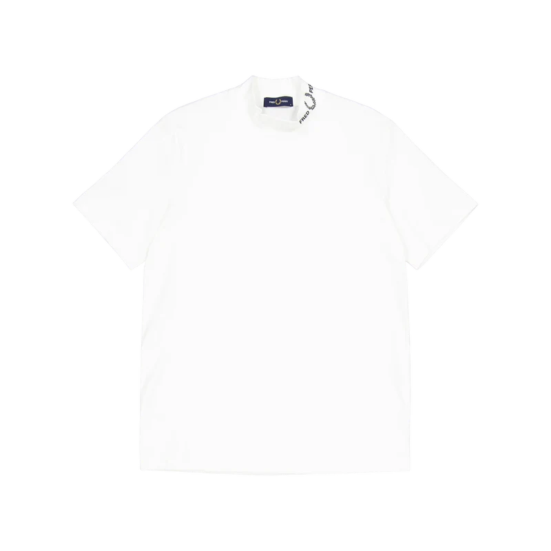 Fred Perry Branded Collar Tee 129